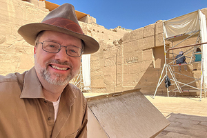 ¼ϲʿ¼ Archaeologist Returns to Egypt - To continue work on Great Hypostyle Hall project